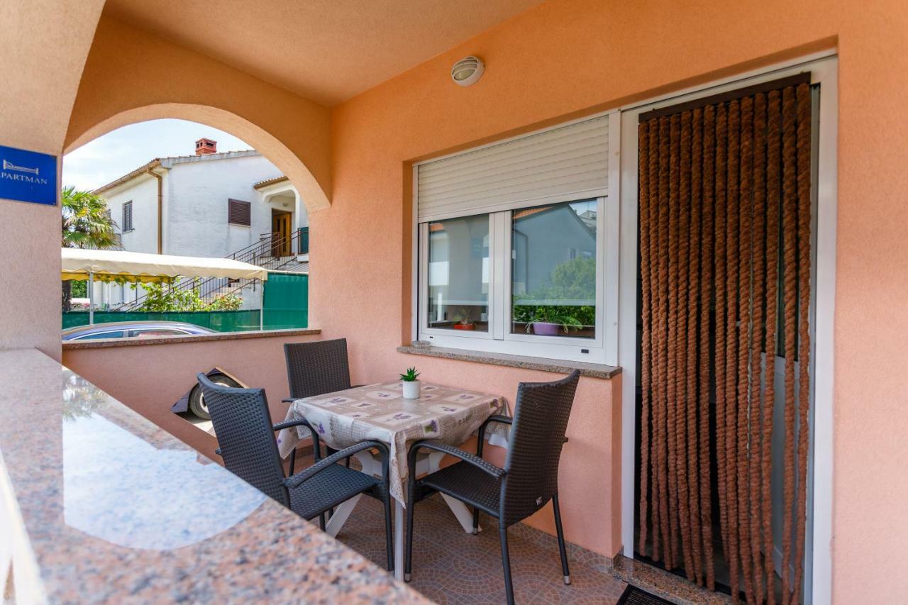 Holiday House Snjezana Krk Town Exteriér fotografie